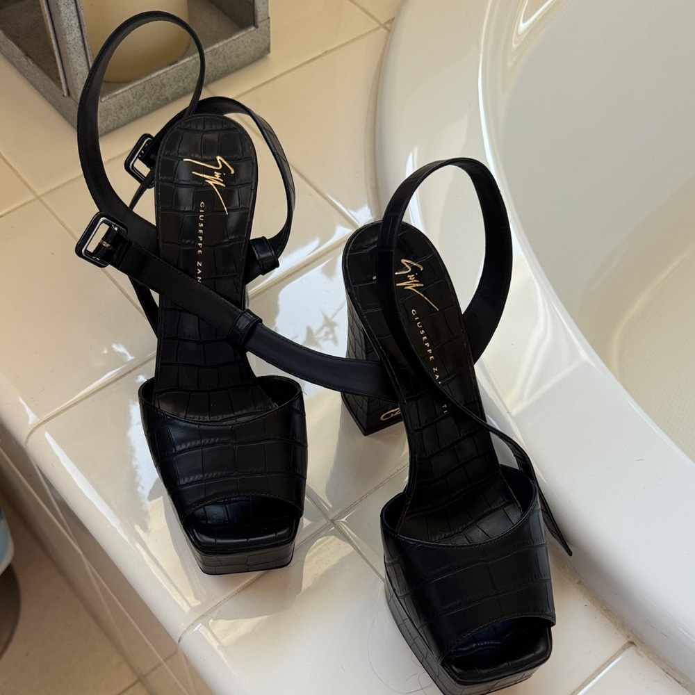 Giuseppe Zanotti Black Croc-Embossed Platform Heels